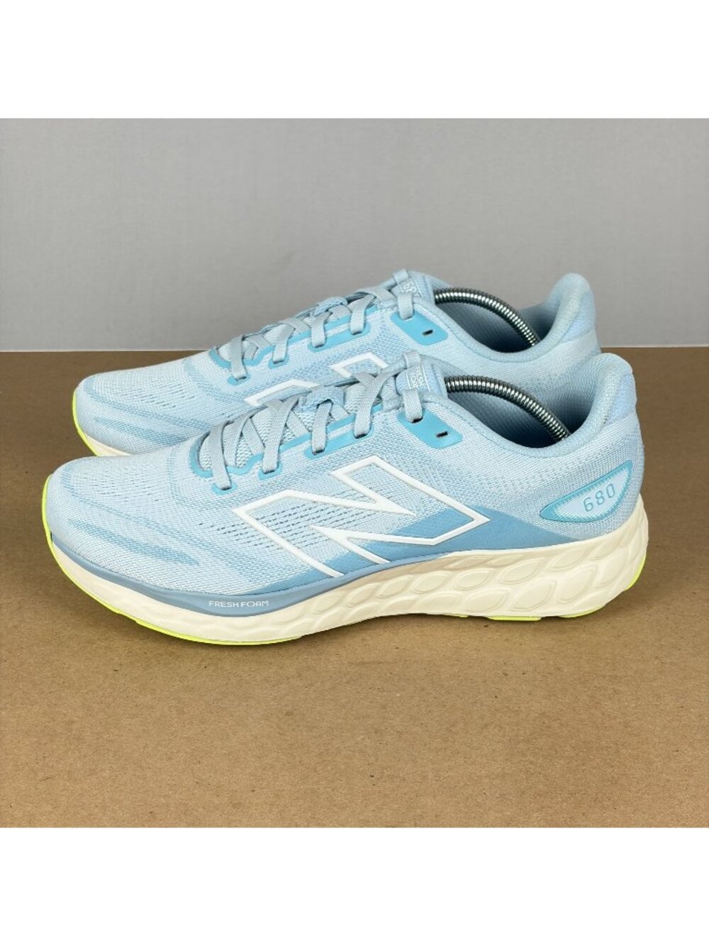New Balance 680v8 Athletic Shoes Womens 10 Blue Green Breathable Low Top